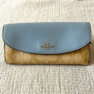 Coach Blue & Tan signature C Wallet